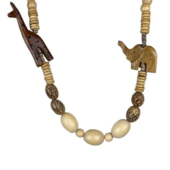 Vintage Hand Carved Wooden Animal Safari Necklace - Picture 6 of 11